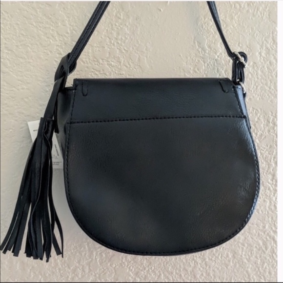 BLACK FAUX LEATHER SADDLE CROSSBODY BAG - Picture 6 of 8